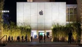 "La diversità è la nostra forza": a Roma l'Apple Store più grande d'Europa